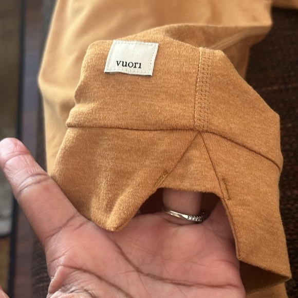 💕 Vuori LIKE NEW Halo Essential Hoodie - Flax Heather - Medium - Picture 9 of 10